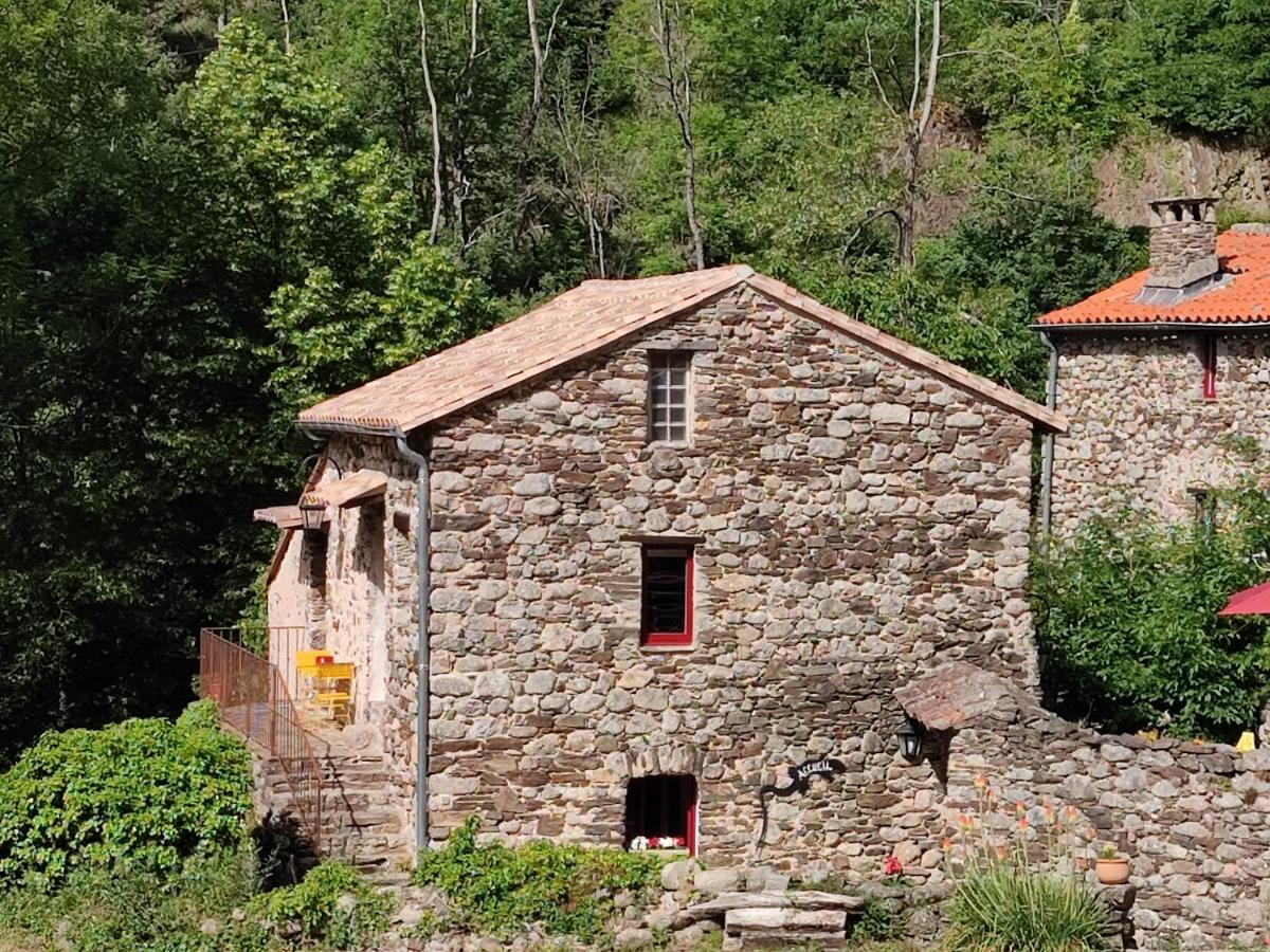 Le Mas De Ribard Breau-et-Salagosse Exterior photo